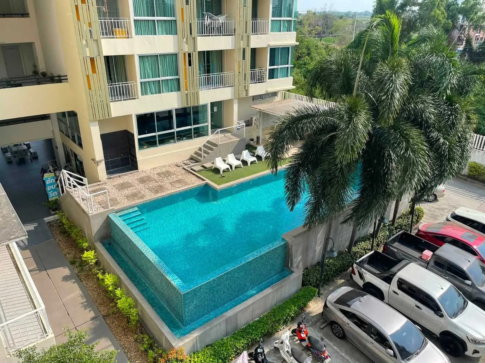 Latitude Condo รูปที่ 13