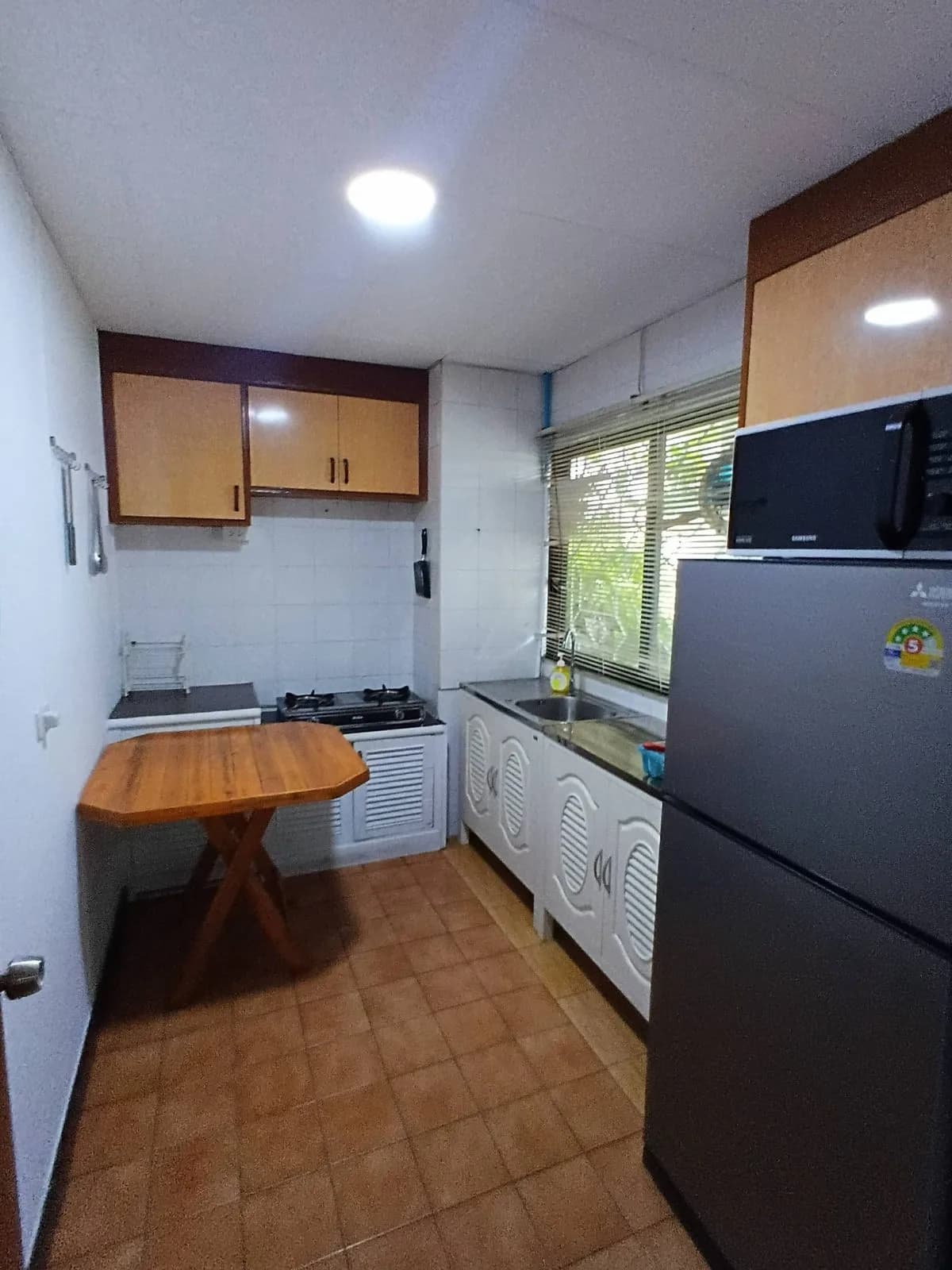 Fair Tower Condominium image 4