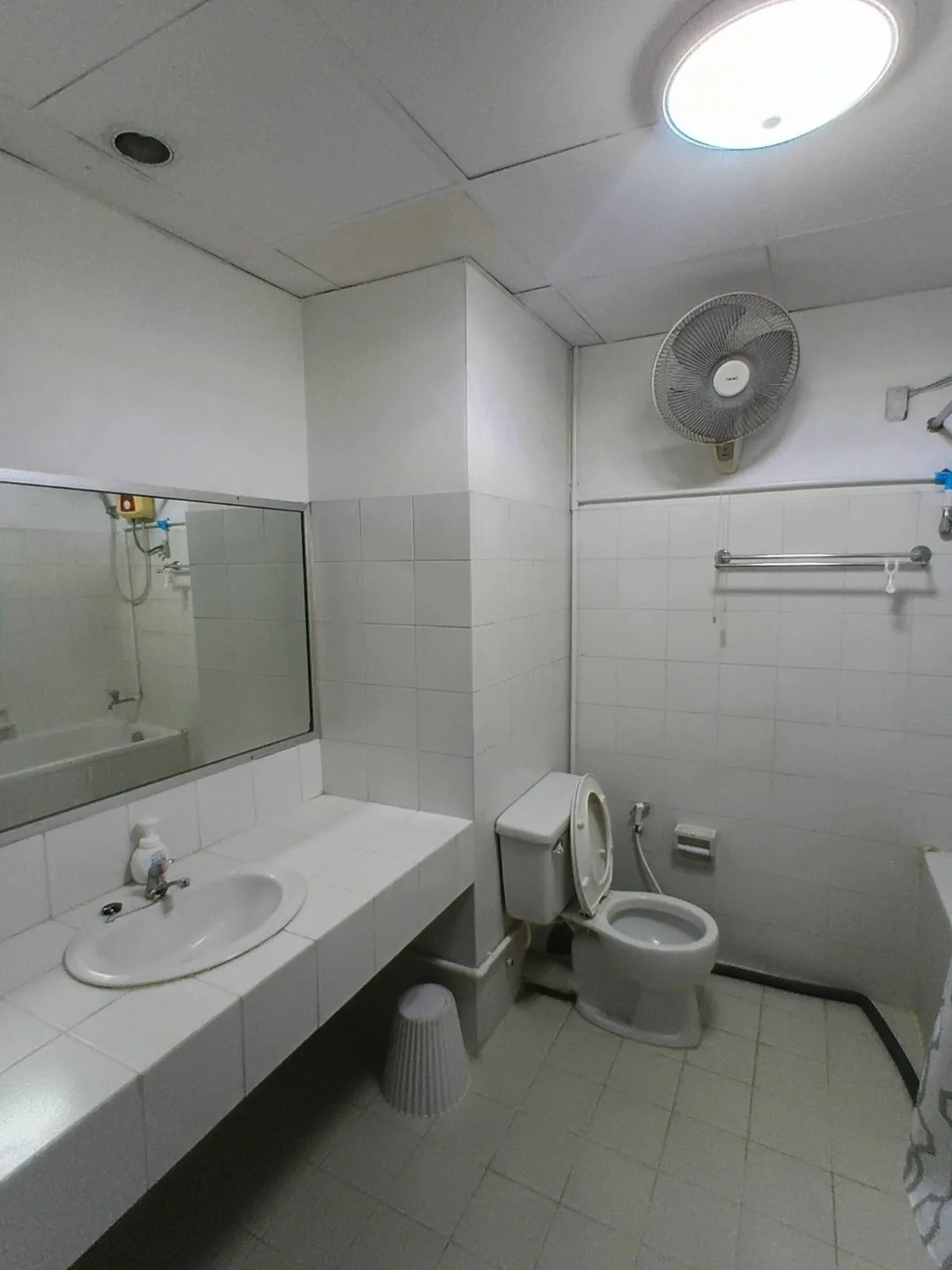 Fair Tower Condominium image 3