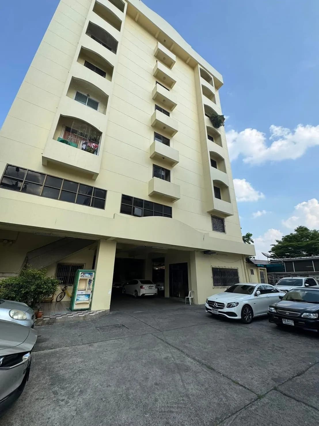 P.C.Condominium image 12