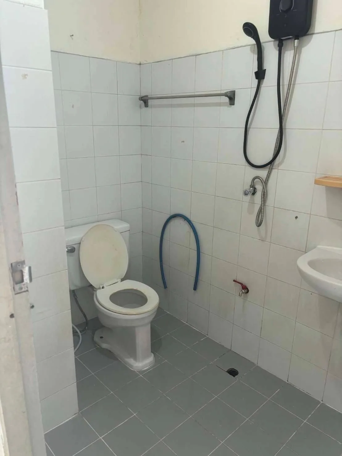 P.C.Condominium image 2