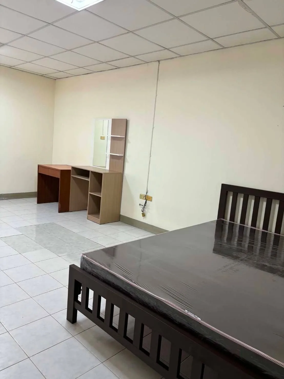 P.C.Condominium image 7