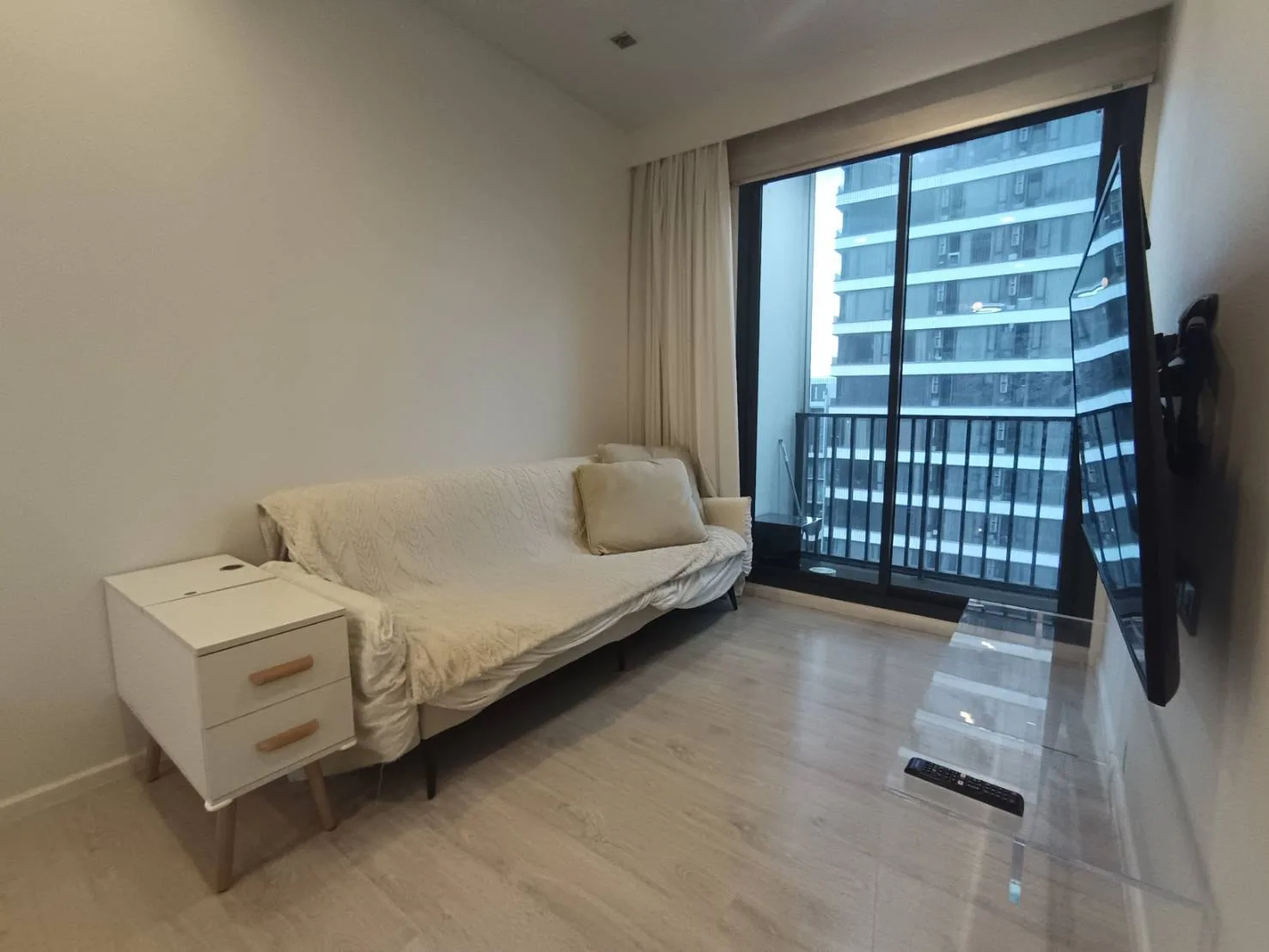 M Thonglor 10