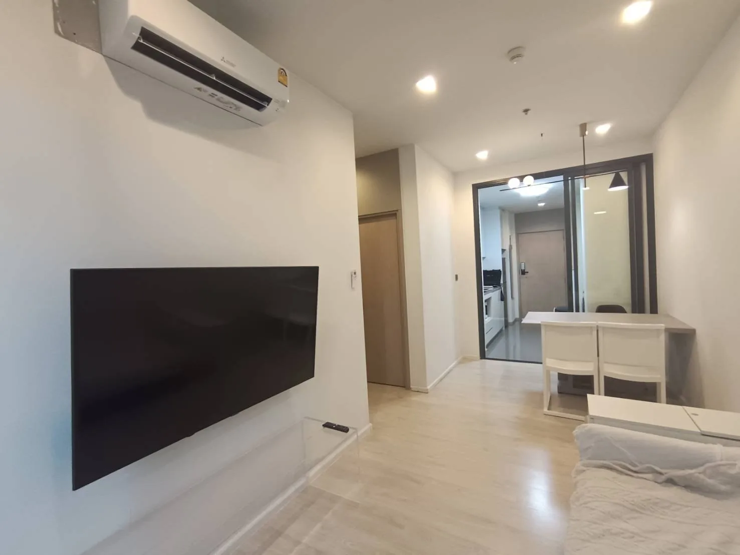 M Thonglor 10
